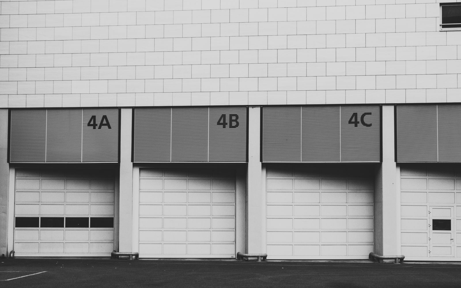 Distribution premises serving multiple locations